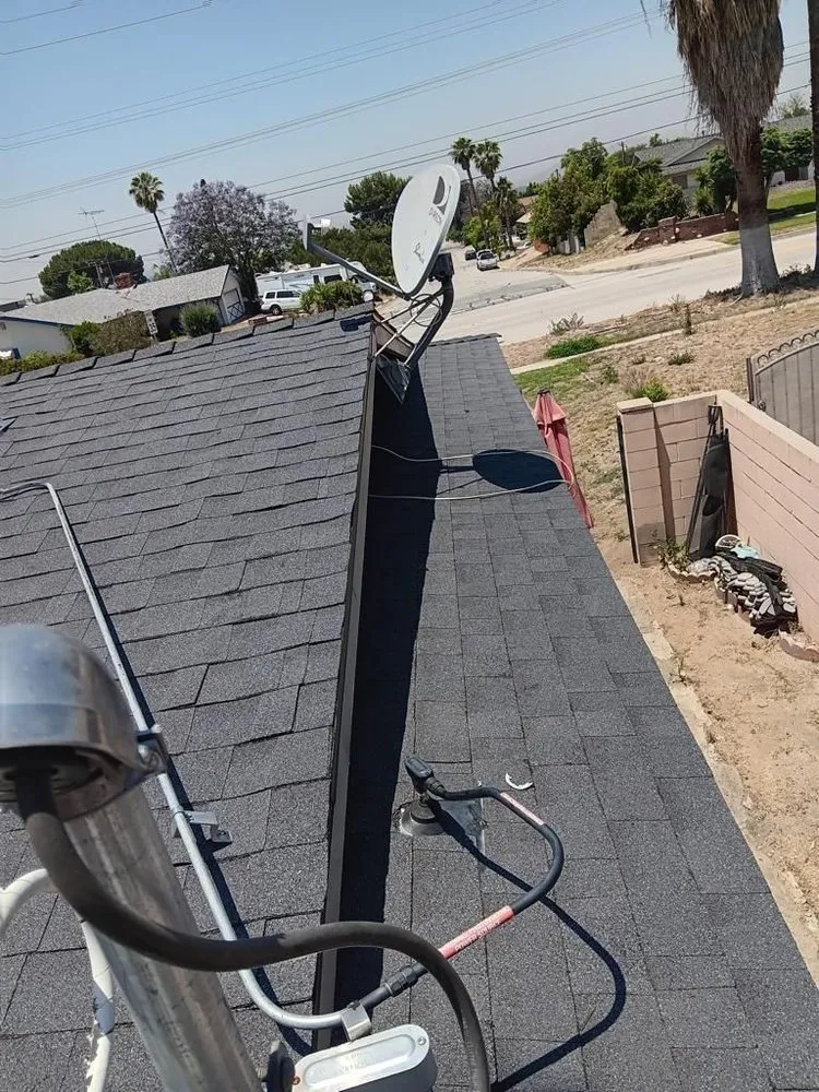 Slide of Universal Builders