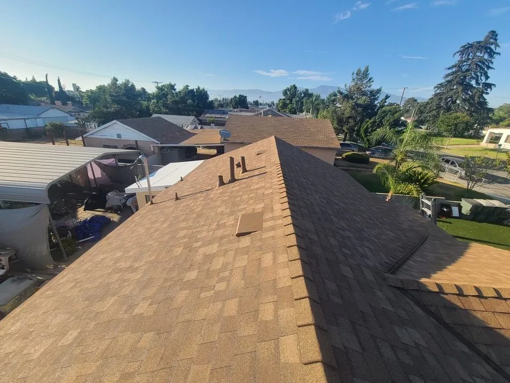 Slide of Universal Builders