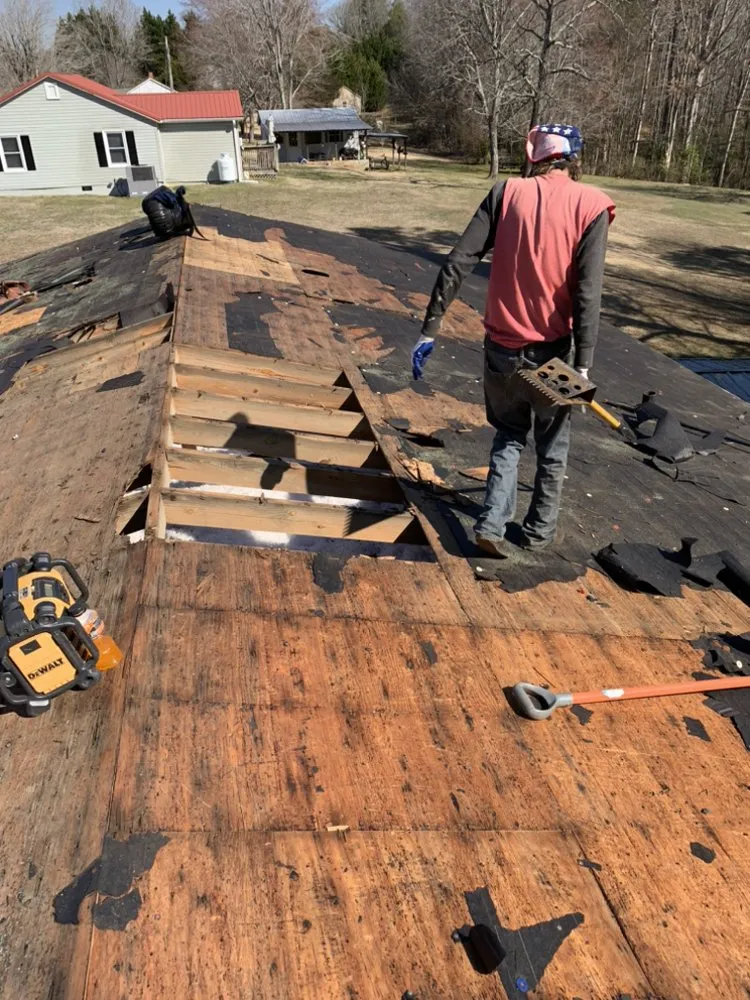 Slide of Universal Construction Roofing Repair