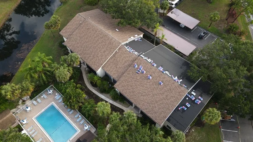 Slide of Universal Contracting & Solar