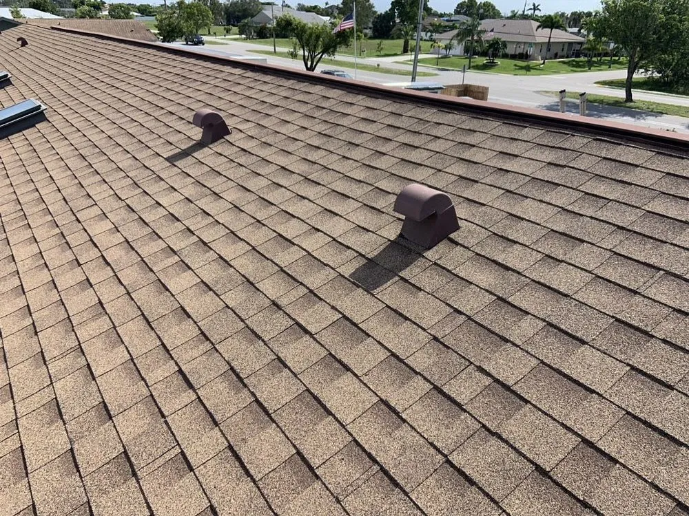 Slide of Universal Contracting & Solar