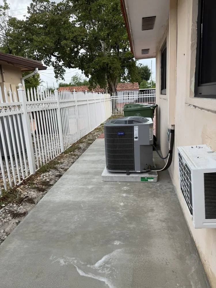 Slide of Universal Group