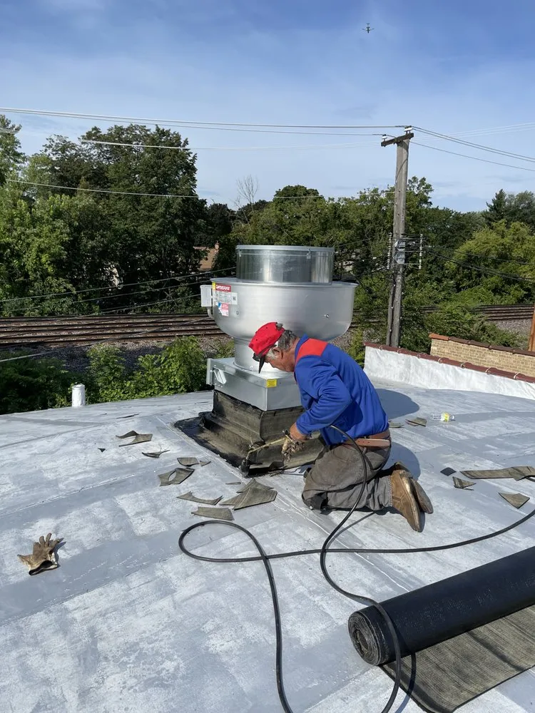 Slide of Universal HVAC Group