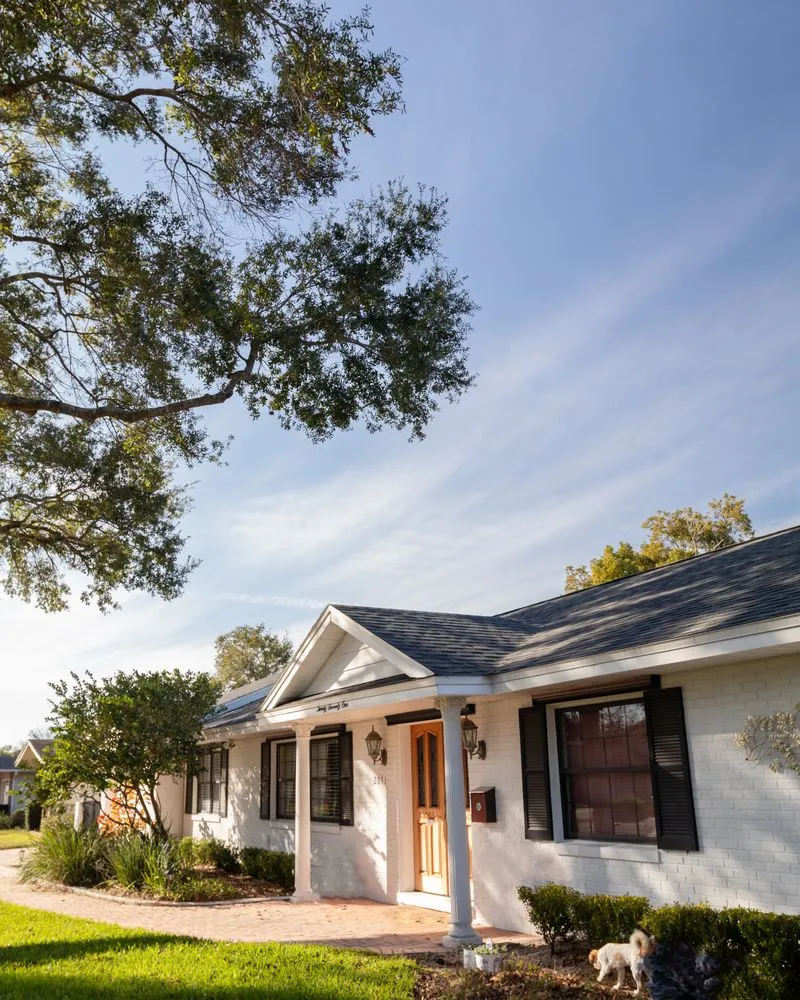 Slide of Universal Roof & Contracting Jacksonville