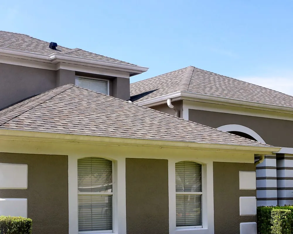 Slide of Universal Roof & Contracting Jacksonville