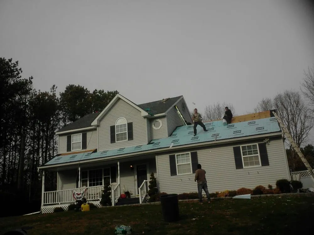 Professional roof repair for fast service across Selden Ny, NY - Universal Roofing & Chimney