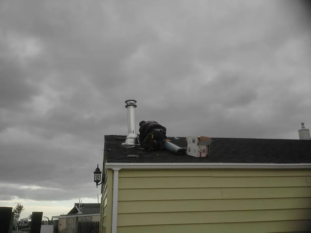 Top-rated shingle roofing service experts serving Selden Ny, NY - Universal Roofing & Chimney