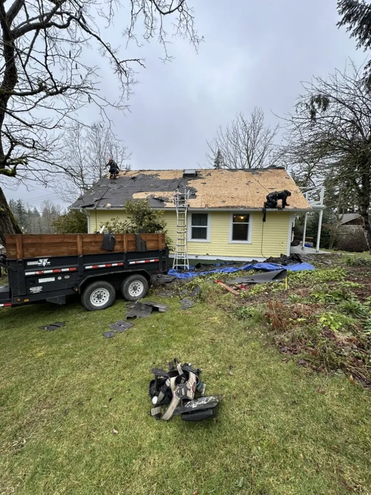 Slide of Universal Roofing & Siding