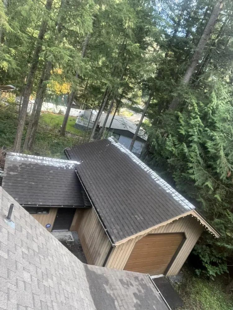 Slide of Universal Roofing & Siding