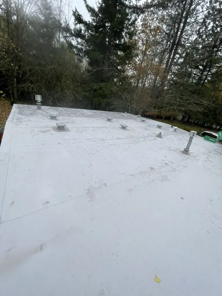 Slide of Universal Roofing & Siding