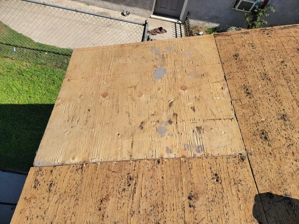 Slide of Universal Roofing