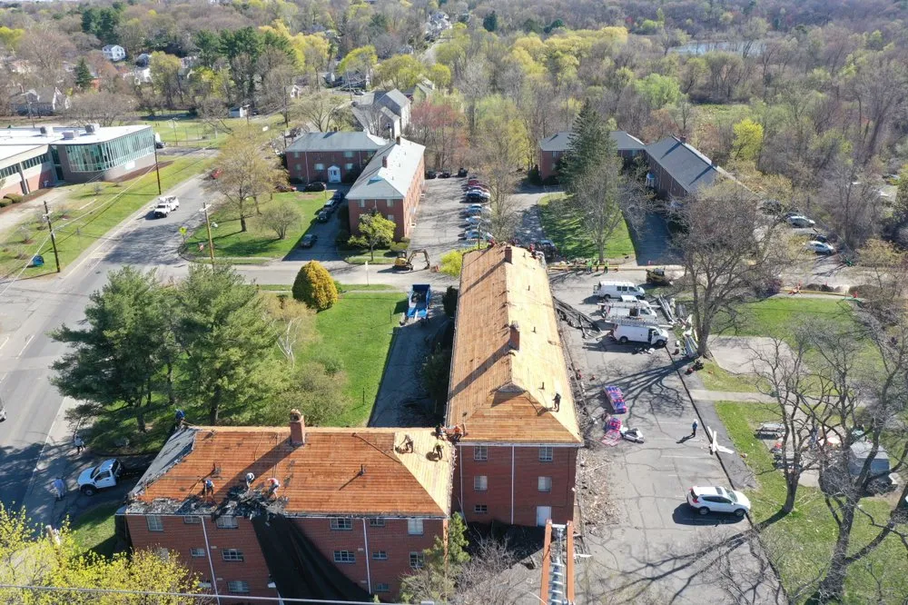 Slide of Universal Roofing Solutions