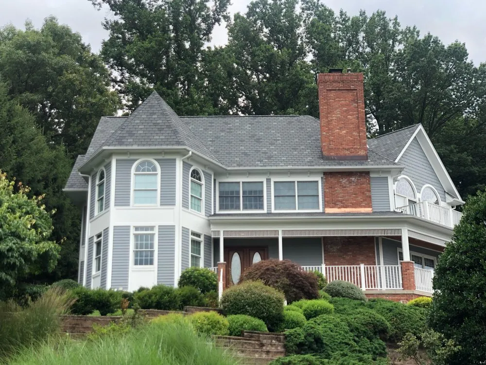 Slide of Universal Roofing Solutions