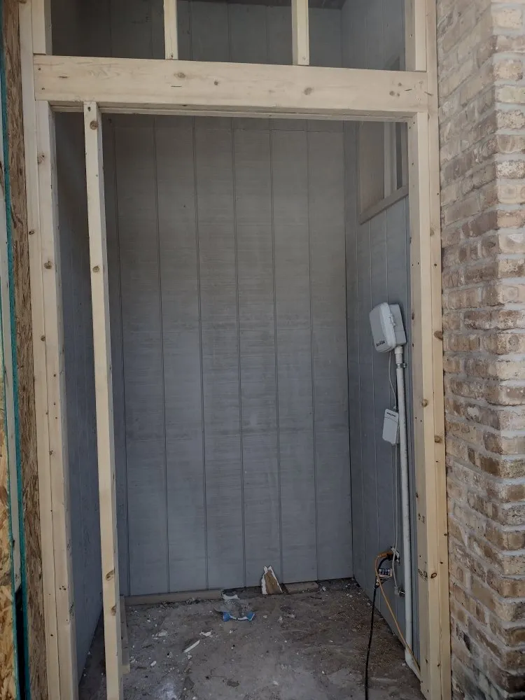 Slide of Universal Tech Service