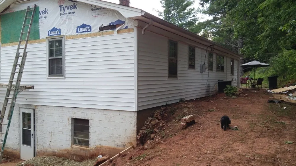 Slide of Universal Trade Builders