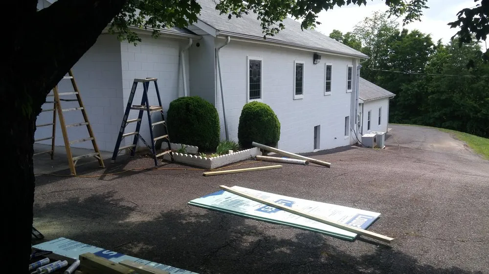 Slide of Universal Trade Builders