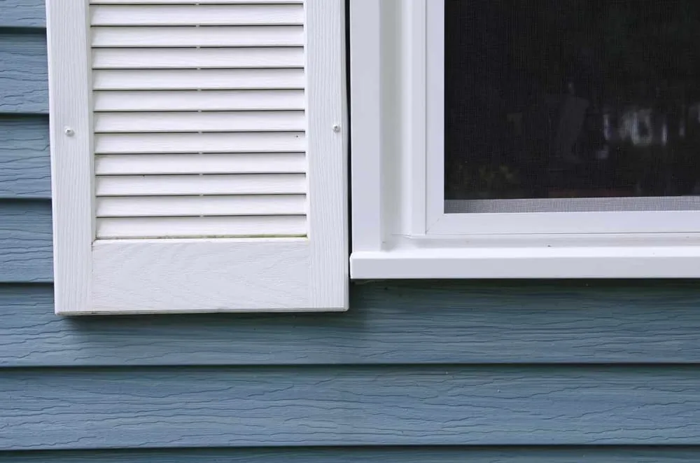 Slide of Universal Windows Direct of Dayton