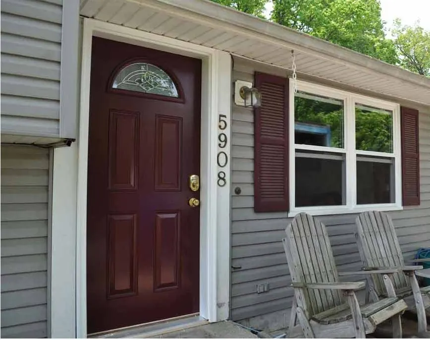 Slide of Universal Windows Direct of Dayton