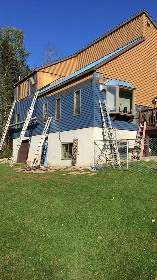 Slide of Universal315