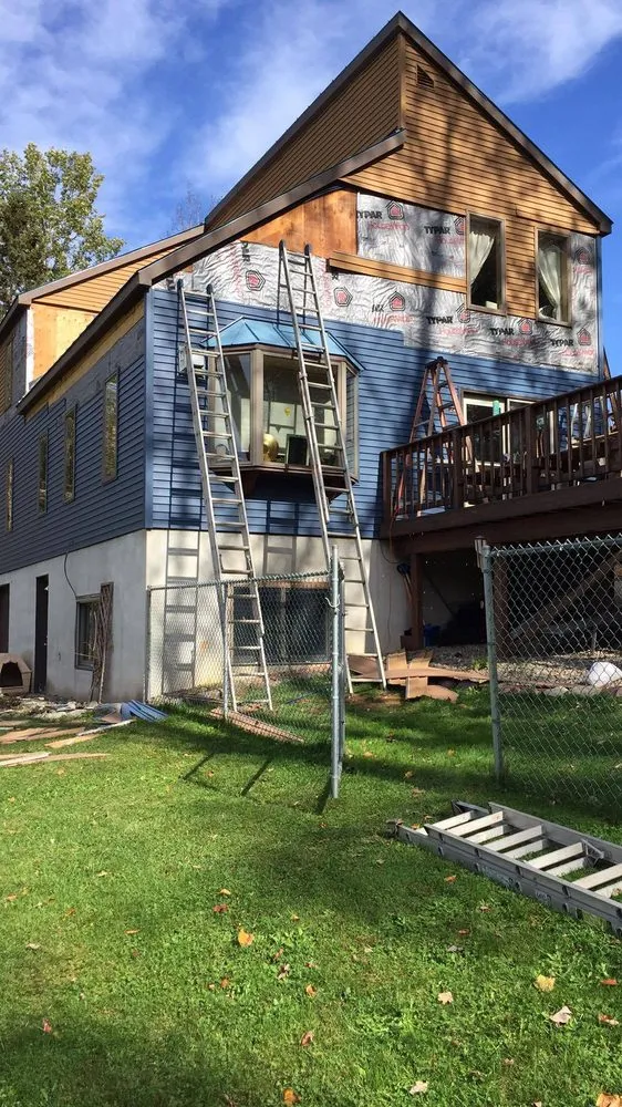 Slide of Universal315