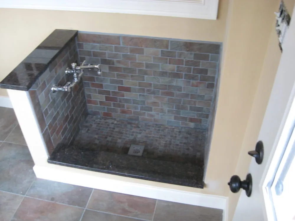 Professional roof repair in Landenberg, PA by Unlimited Construction