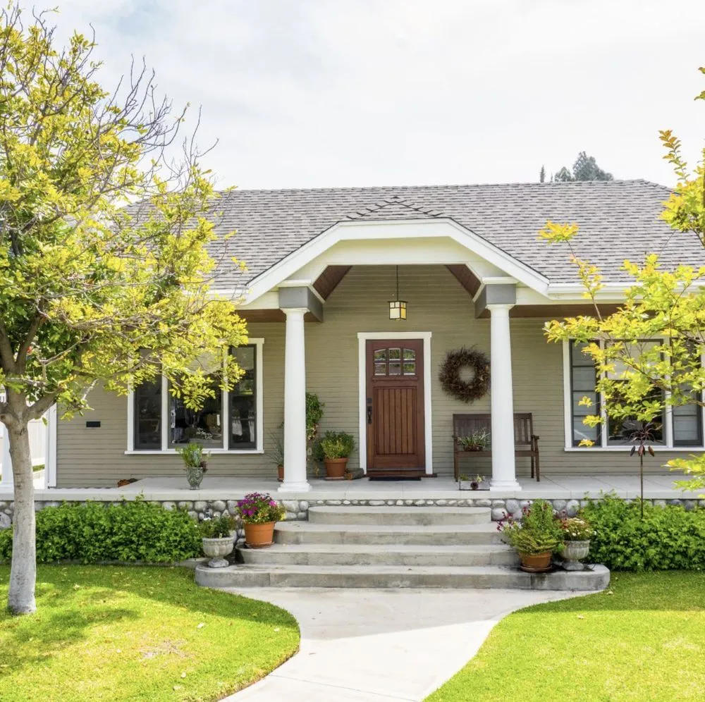 Slide of Unlimited Construction Pro