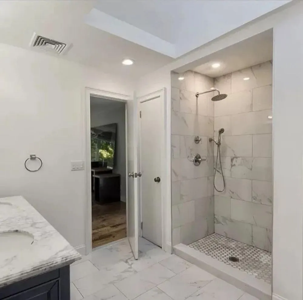 Slide of Upper Echelon Construction