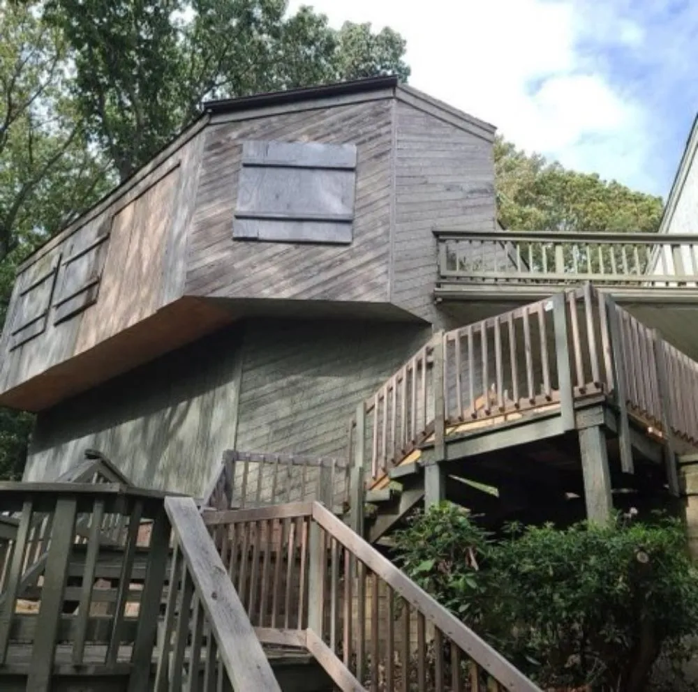 Slide of Upper Echelon Construction