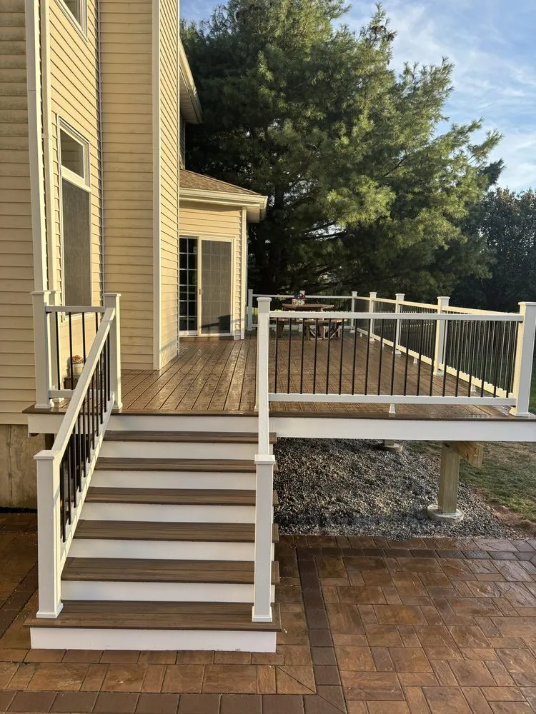 Slide of Uprise Construction