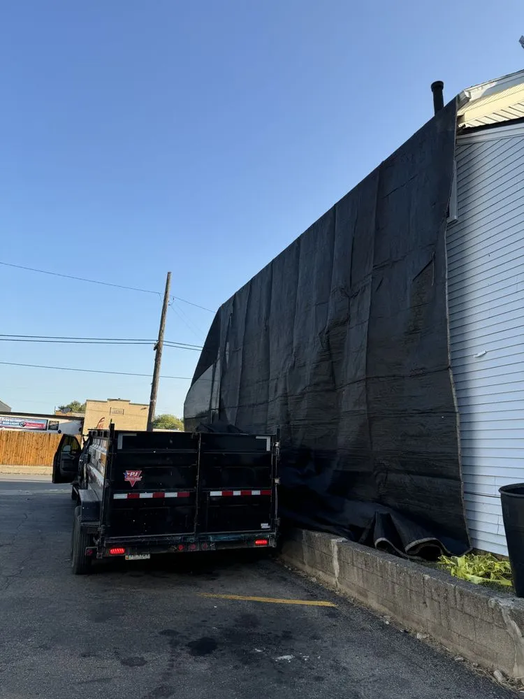 Slide of Uptop Roofr