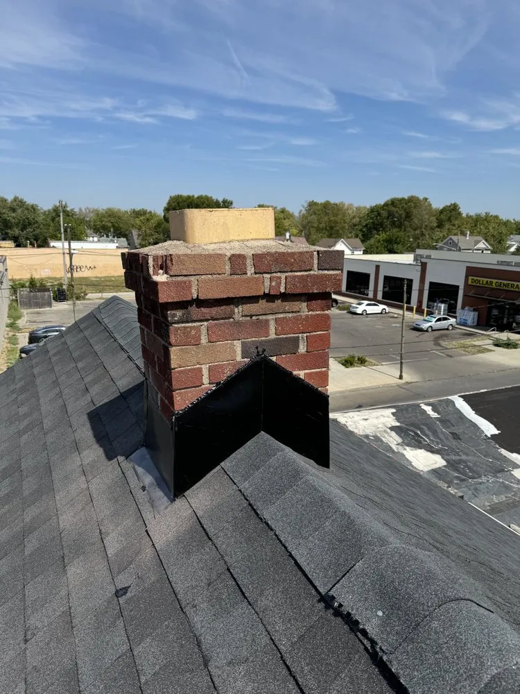 Slide of Uptop Roofr