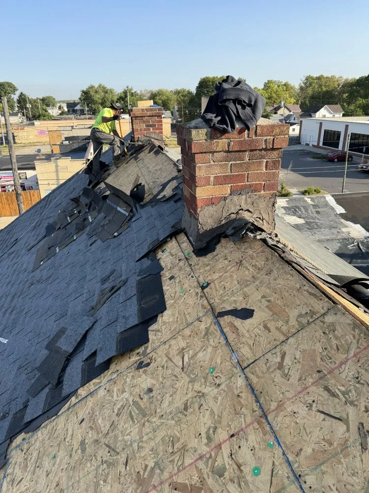 Slide of Uptop Roofr