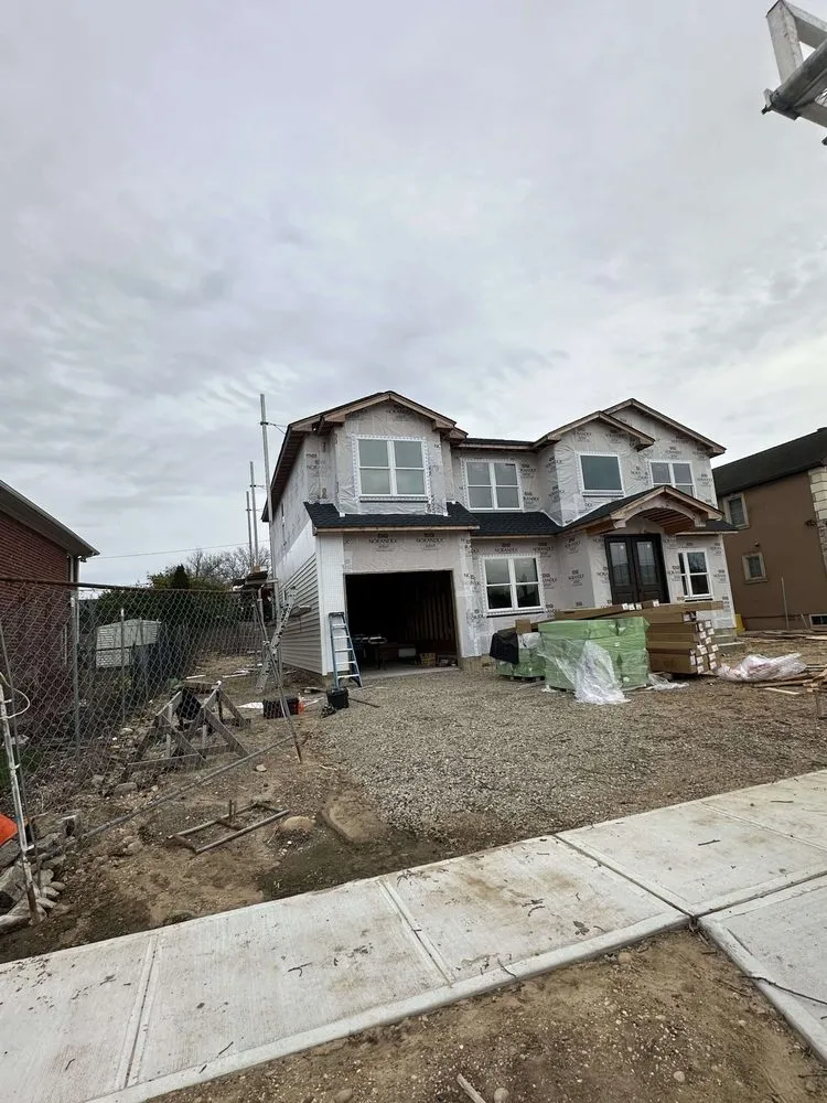 Slide of Uptop Roofr