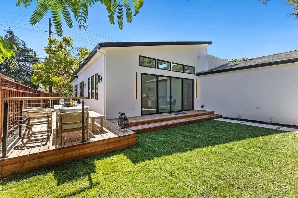 Slide of Urban Builders & Remodeling