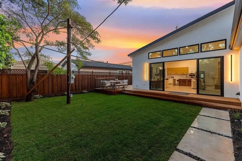 Slide of Urban Builders & Remodeling