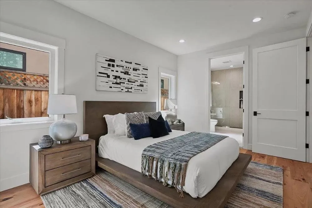 Slide of Urban Builders & Remodeling