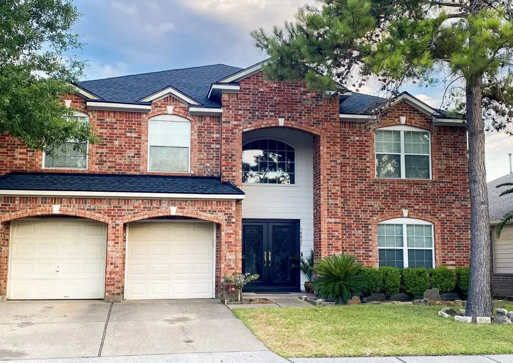 Slide of Urena Roofing & Contractor