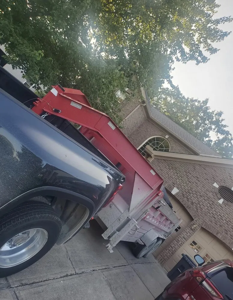 Slide of Uribes Dump Trailers