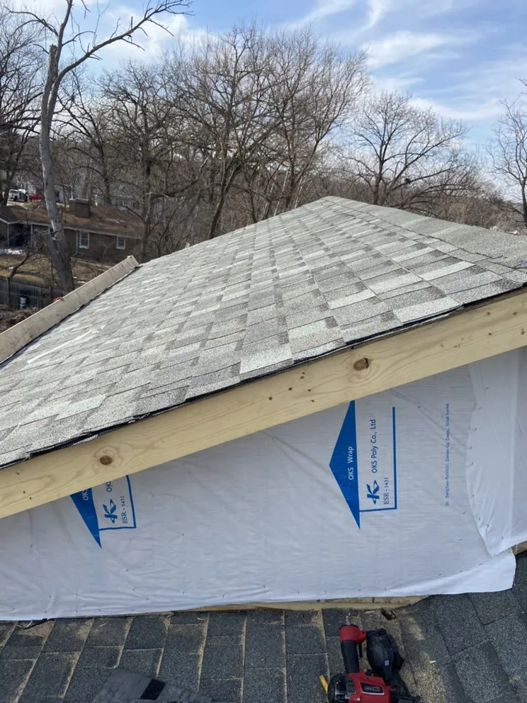 Slide of Urquizo construction