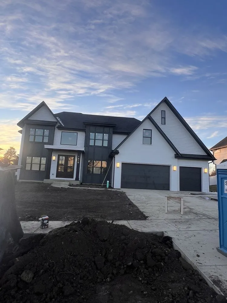 Slide of Urquizo construction