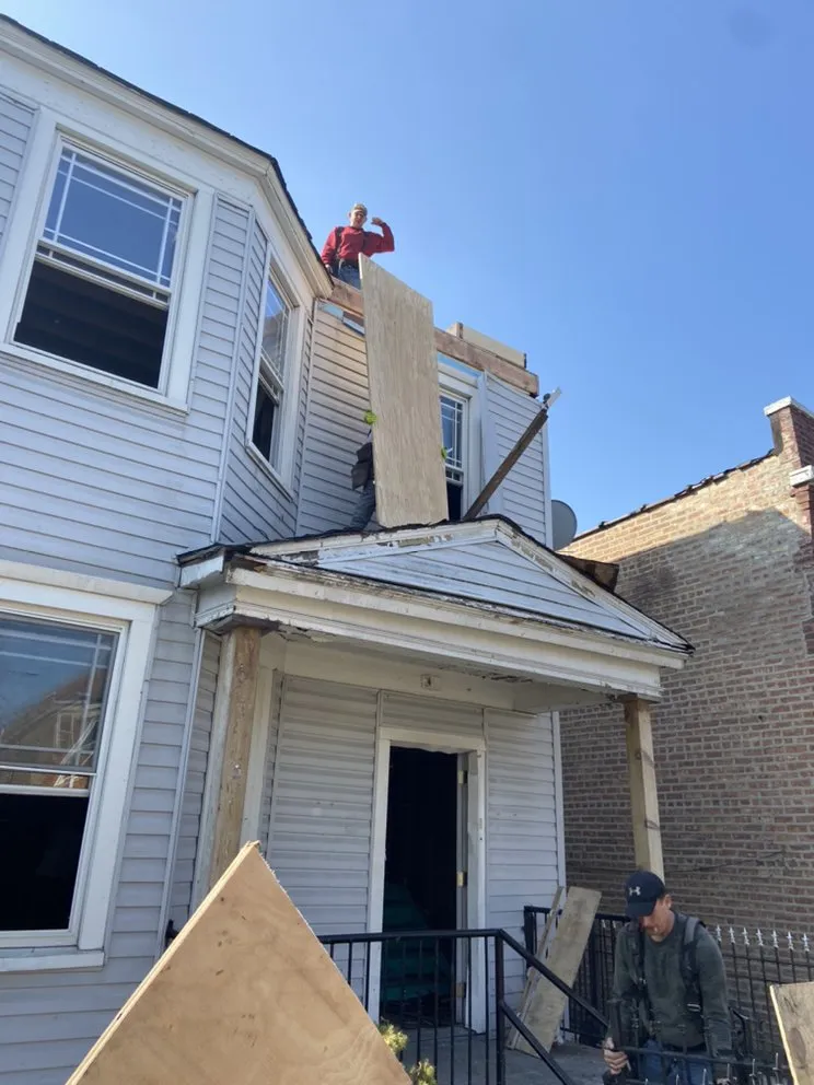 Slide of Urquizo construction