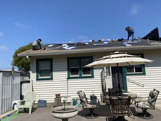 Urrutia Roofing Logo