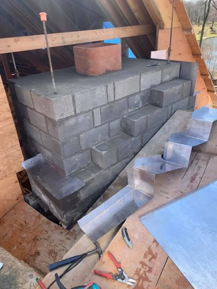 Slide of Us Juarez Roofing