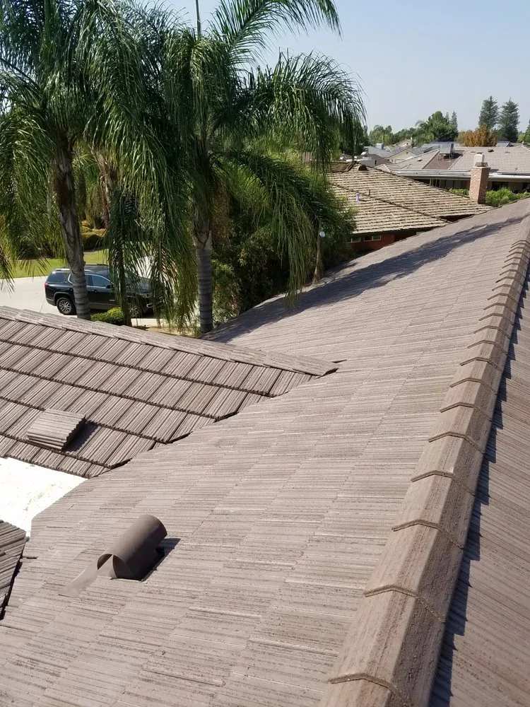 Slide of US Roofing