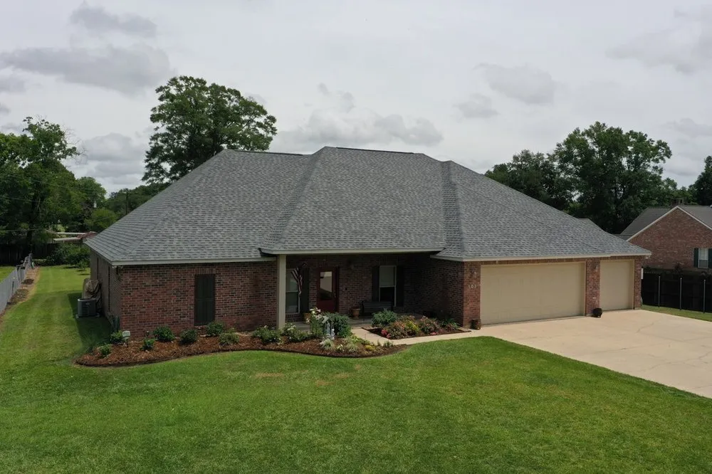 Slide of USA Roofing & Construction