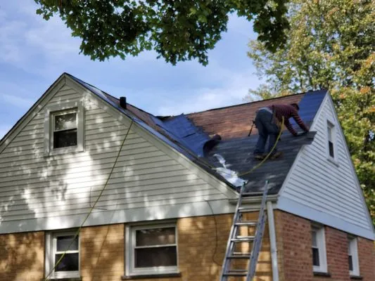 USA Roofing Experts Logo