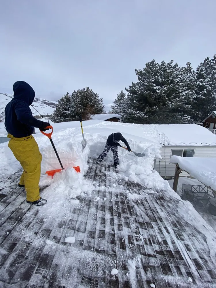 Slide of Utahfast Roofing Inc
