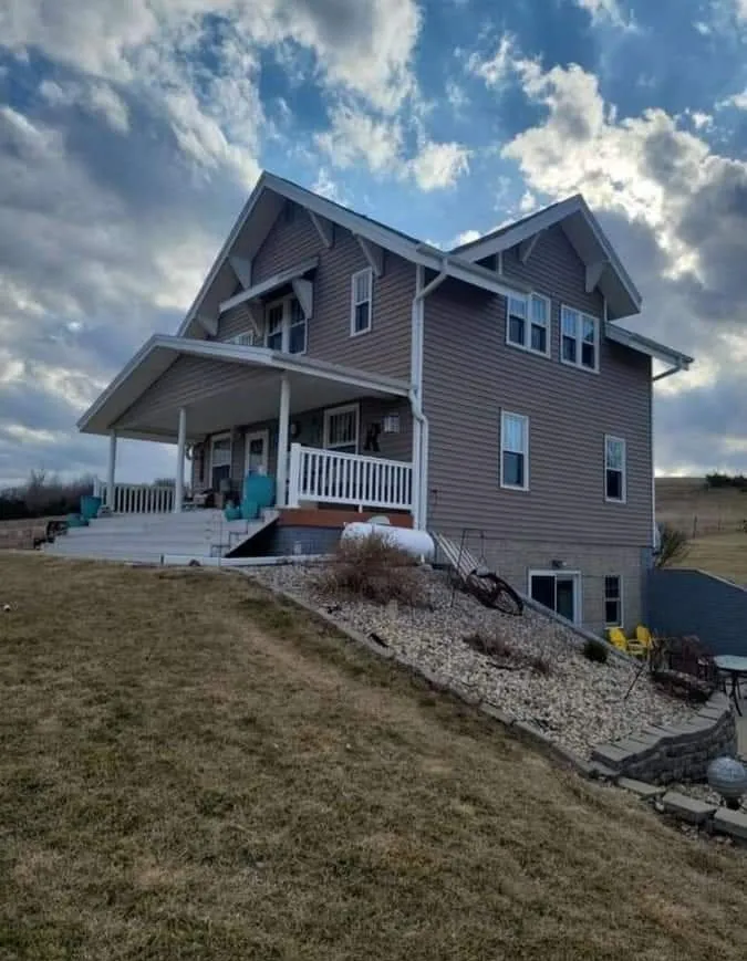 Slide of Utley Construction