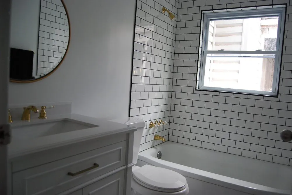 Slide of Utter Group