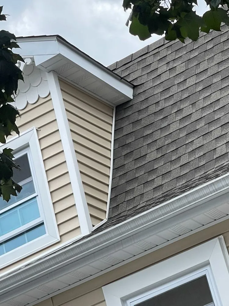 Slide of Uzma Contracting Group